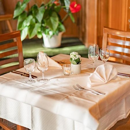 Hotel Restaurant Bad Gutenburg Lotzwil Exterior photo